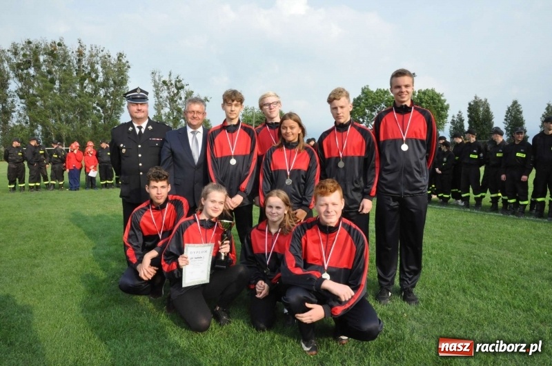 Zdjęcie w galerii na portalu naszraciborz.pl: Rudyszwałd ma wymarzony puchar wójta [FOTO i WIDEO]  wiadomości z regionu