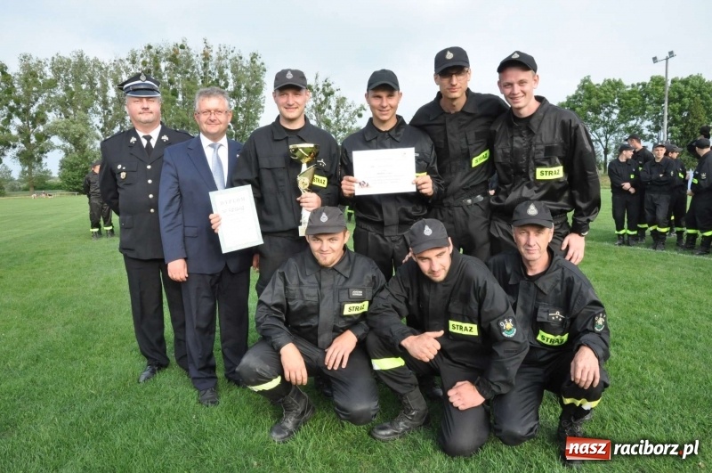 Zdjęcie w galerii na portalu naszraciborz.pl: Rudyszwałd ma wymarzony puchar wójta [FOTO i WIDEO]  wiadomości z regionu