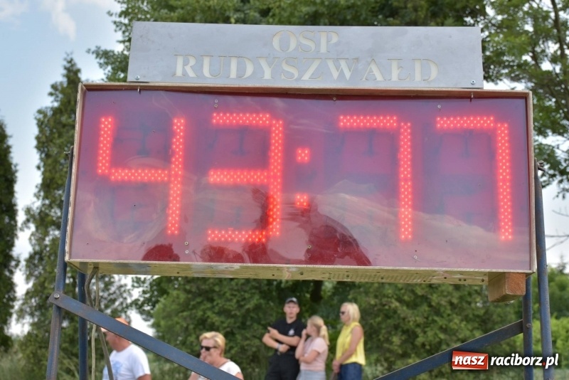 Zdjęcie w galerii na portalu naszraciborz.pl: Rudyszwałd ma wymarzony puchar wójta [FOTO i WIDEO]  wiadomości z regionu