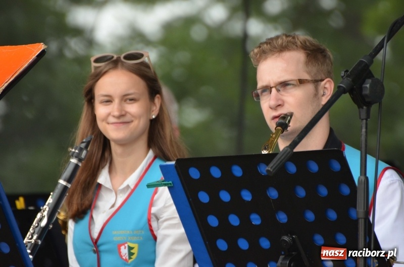 Zdjęcie w galerii na portalu naszraciborz.pl: Tańce, muzyka i VIP-y. Powiat świętował na zamku [FOTO] wiadomości z regionu