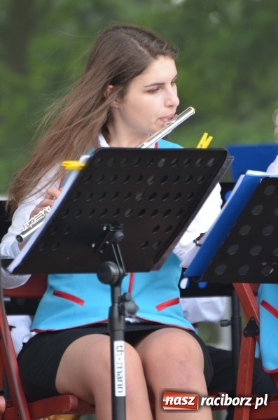 Zdjęcie w galerii na portalu naszraciborz.pl: Tańce, muzyka i VIP-y. Powiat świętował na zamku [FOTO] wiadomości z regionu