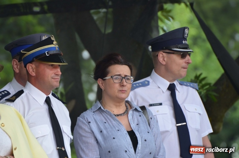 Zdjęcie w galerii na portalu naszraciborz.pl: Tańce, muzyka i VIP-y. Powiat świętował na zamku [FOTO] wiadomości z regionu