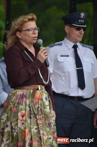 Zdjęcie w galerii na portalu naszraciborz.pl: Tańce, muzyka i VIP-y. Powiat świętował na zamku [FOTO] wiadomości z regionu