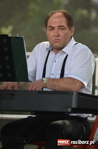 Zdjęcie w galerii na portalu naszraciborz.pl: Tańce, muzyka i VIP-y. Powiat świętował na zamku [FOTO] wiadomości z regionu