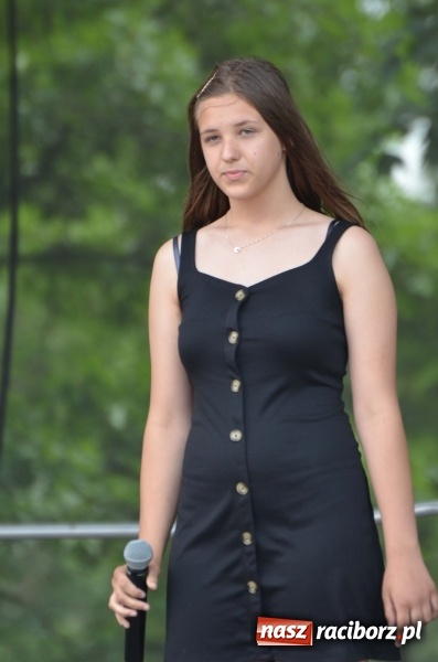 Zdjęcie w galerii na portalu naszraciborz.pl: Tańce, muzyka i VIP-y. Powiat świętował na zamku [FOTO] wiadomości z regionu