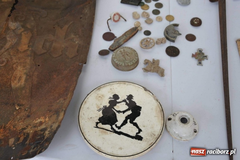 Zdjęcie w galerii na portalu naszraciborz.pl: Tańce, muzyka i VIP-y. Powiat świętował na zamku [FOTO] wiadomości z regionu