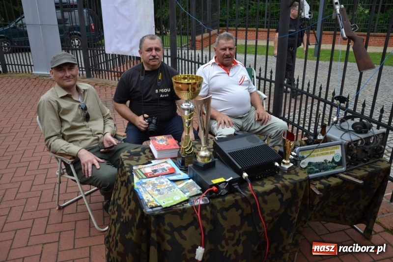 Zdjęcie w galerii na portalu naszraciborz.pl: Tańce, muzyka i VIP-y. Powiat świętował na zamku [FOTO] wiadomości z regionu