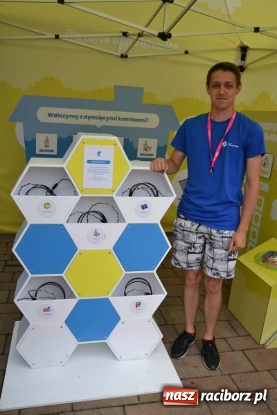 Zdjęcie w galerii na portalu naszraciborz.pl: Tańce, muzyka i VIP-y. Powiat świętował na zamku [FOTO] wiadomości z regionu