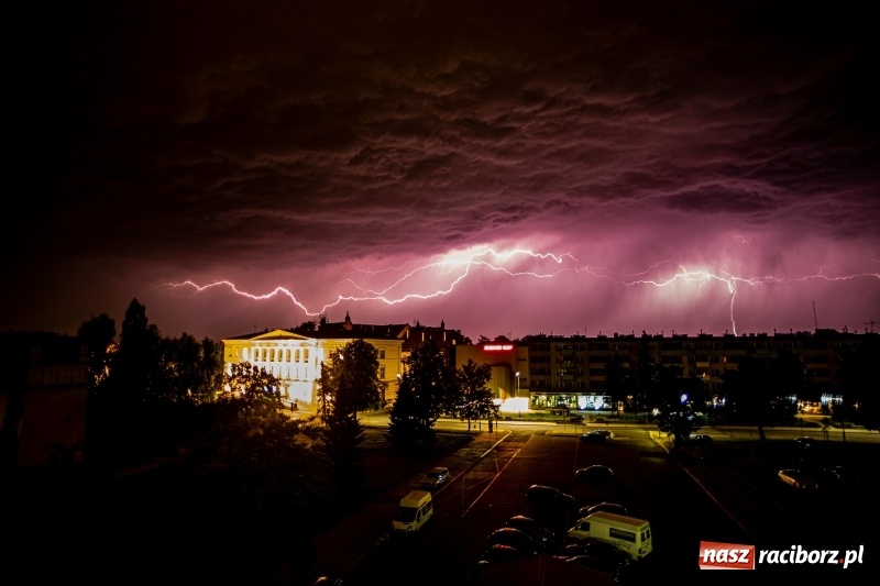 Zdjęcie w galerii na portalu naszraciborz.pl: Niesamowite zdjęcia z ostatniej nocy w Raciborzu [FOTO]  wiadomości z regionu
