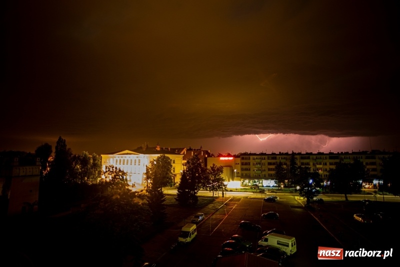 Zdjęcie w galerii na portalu naszraciborz.pl: Niesamowite zdjęcia z ostatniej nocy w Raciborzu [FOTO]  wiadomości z regionu