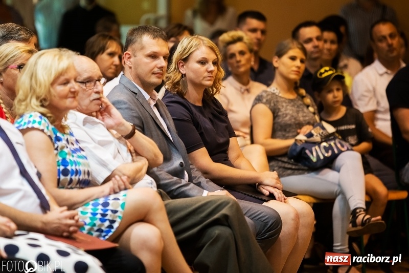 Zdjęcie w galerii na portalu naszraciborz.pl: Krzanowice żegnają swoje gimnazjum  wiadomości z regionu