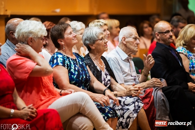 Zdjęcie w galerii na portalu naszraciborz.pl: Krzanowice żegnają swoje gimnazjum  wiadomości z regionu