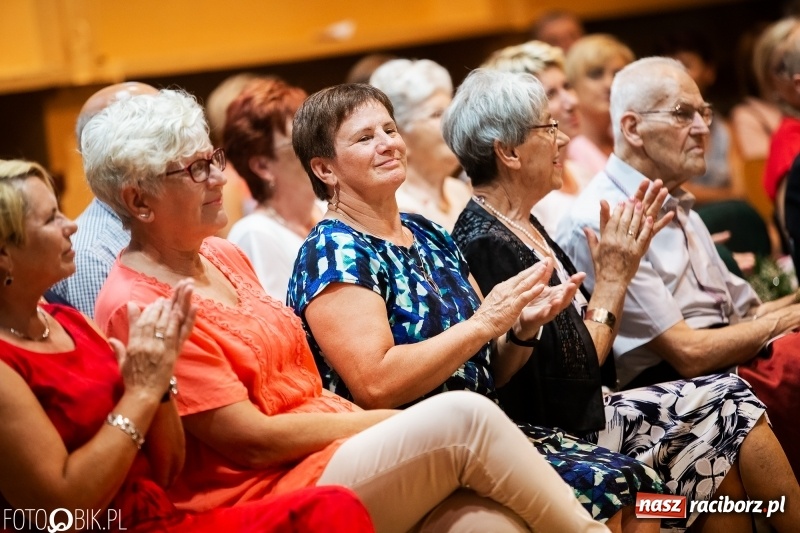 Zdjęcie w galerii na portalu naszraciborz.pl: Krzanowice żegnają swoje gimnazjum  wiadomości z regionu