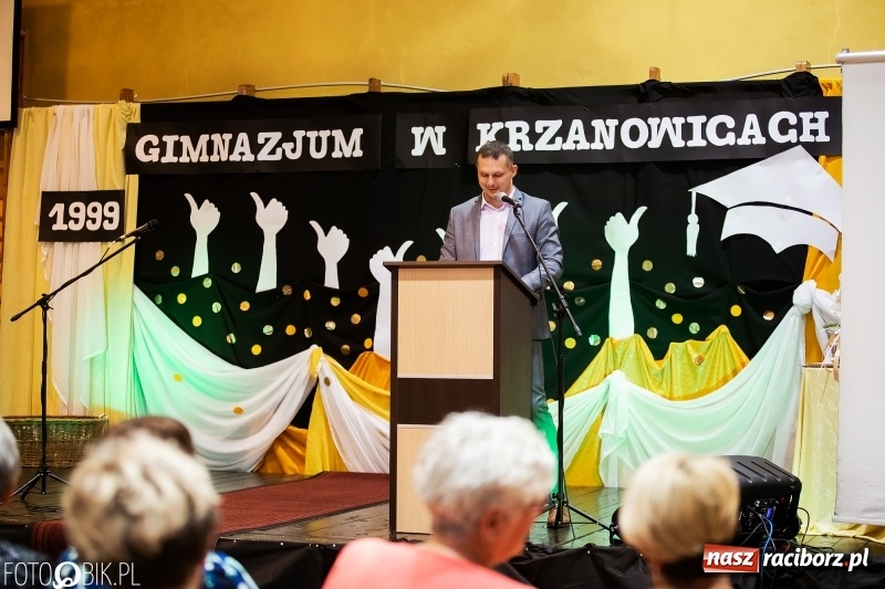 Zdjęcie w galerii na portalu naszraciborz.pl: Krzanowice żegnają swoje gimnazjum  wiadomości z regionu