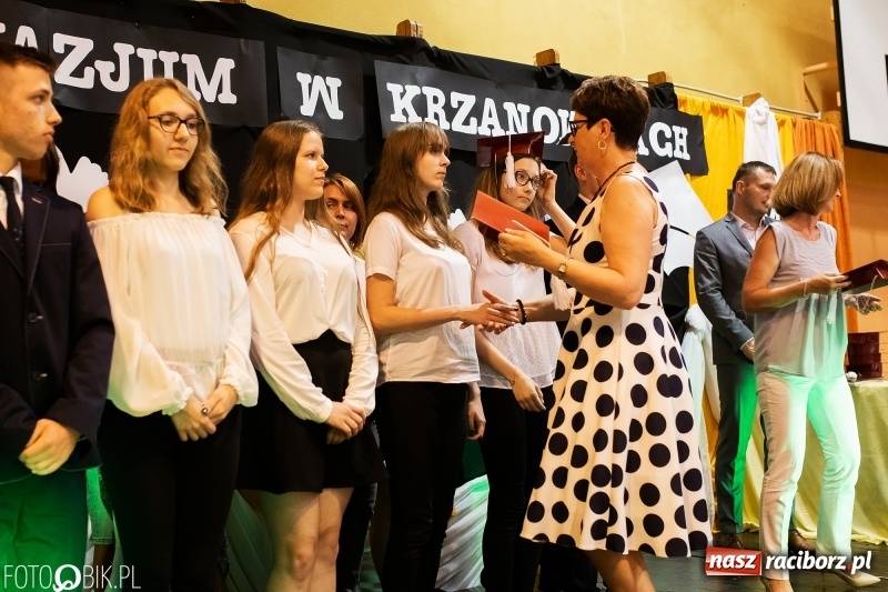 Zdjęcie w galerii na portalu naszraciborz.pl: Krzanowice żegnają swoje gimnazjum  wiadomości z regionu