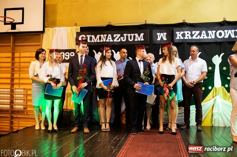 Zdjęcie w galerii na portalu naszraciborz.pl: Krzanowice żegnają swoje gimnazjum  wiadomości z regionu