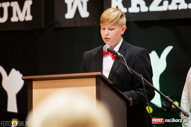 Zdjęcie w galerii na portalu naszraciborz.pl: Krzanowice żegnają swoje gimnazjum  wiadomości z regionu