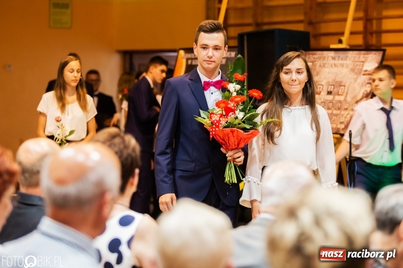 Zdjęcie w galerii na portalu naszraciborz.pl: Krzanowice żegnają swoje gimnazjum  wiadomości z regionu