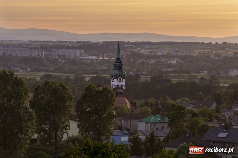 Zdjęcie w galerii na portalu naszraciborz.pl: Racibórz i Brama Morawska. Tapeta na pulpit, jakiej jeszcze nie macie! wiadomości z regionu