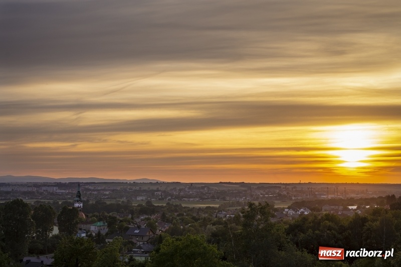 Zdjęcie w galerii na portalu naszraciborz.pl: Racibórz i Brama Morawska. Tapeta na pulpit, jakiej jeszcze nie macie! wiadomości z regionu