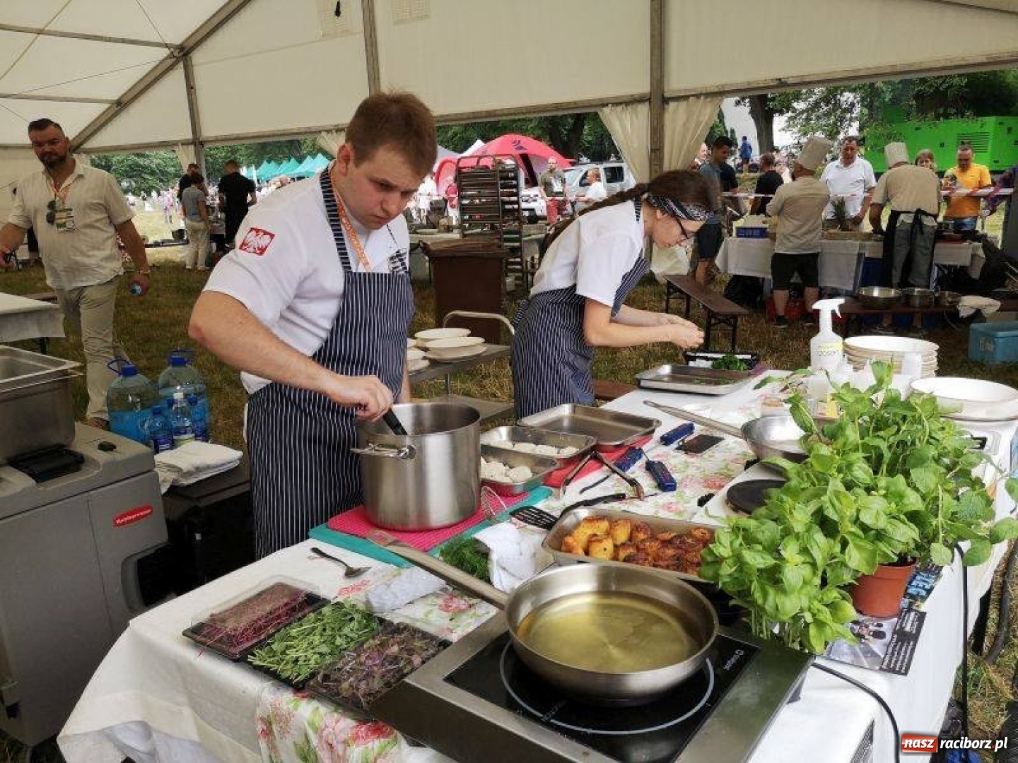 Zdjęcie w galerii na portalu naszraciborz.pl: Karminadle z filungiem. Gospodynie z Rud wygrały Śląskie smaki!  wiadomości z regionu