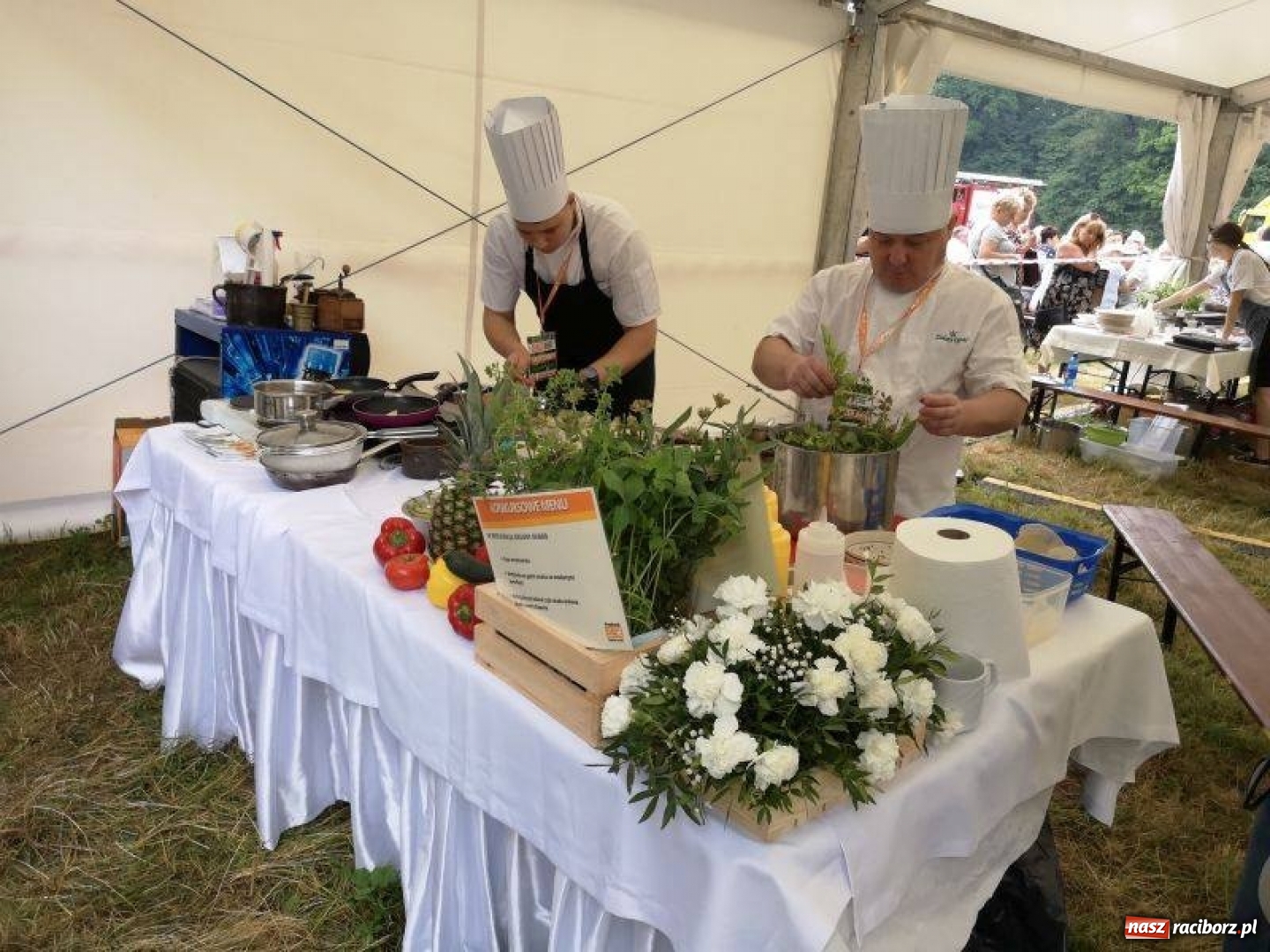 Zdjęcie w galerii na portalu naszraciborz.pl: Karminadle z filungiem. Gospodynie z Rud wygrały Śląskie smaki!  wiadomości z regionu