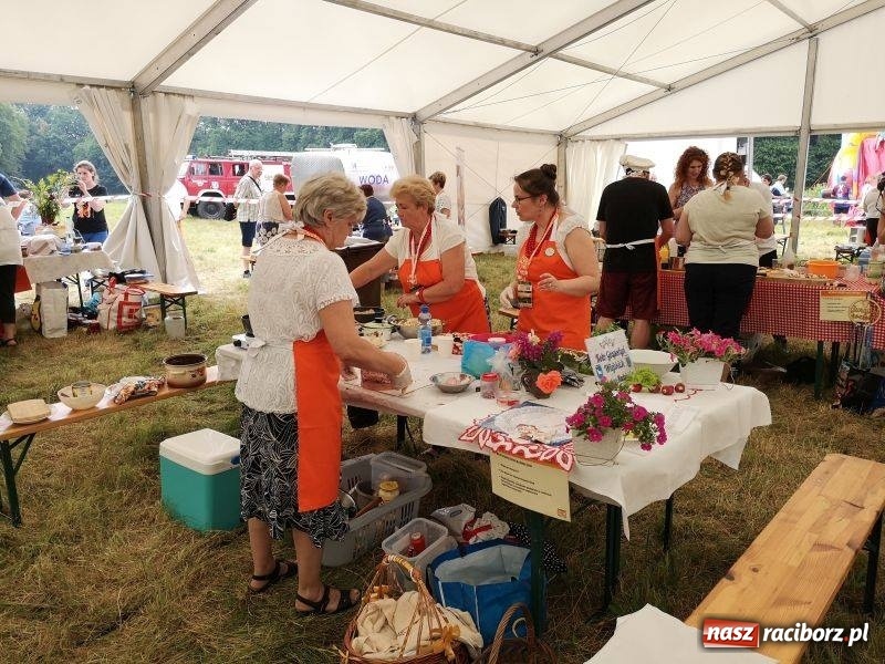 Zdjęcie w galerii na portalu naszraciborz.pl: Karminadle z filungiem. Gospodynie z Rud wygrały Śląskie smaki!  wiadomości z regionu