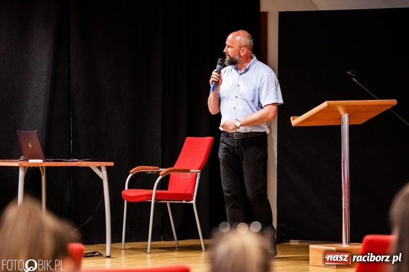 Zdjęcie w galerii na portalu naszraciborz.pl: Na zamku podsumowano tegoroczny StartUpCamp  wiadomości z regionu