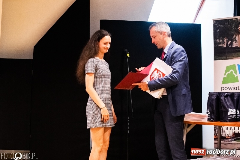 Zdjęcie w galerii na portalu naszraciborz.pl: Na zamku podsumowano tegoroczny StartUpCamp  wiadomości z regionu