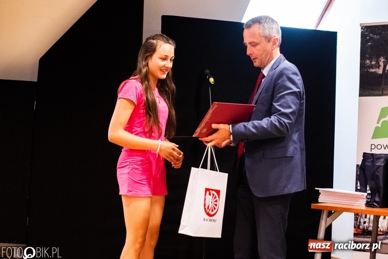 Zdjęcie w galerii na portalu naszraciborz.pl: Na zamku podsumowano tegoroczny StartUpCamp  wiadomości z regionu