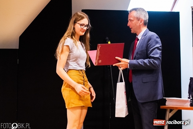 Zdjęcie w galerii na portalu naszraciborz.pl: Na zamku podsumowano tegoroczny StartUpCamp  wiadomości z regionu