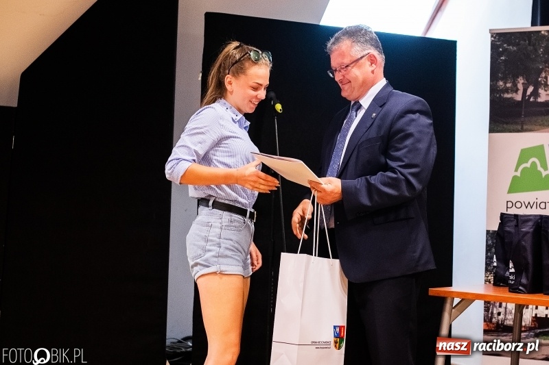 Zdjęcie w galerii na portalu naszraciborz.pl: Na zamku podsumowano tegoroczny StartUpCamp  wiadomości z regionu