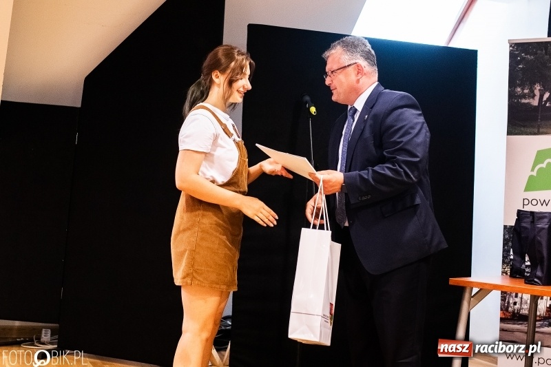 Zdjęcie w galerii na portalu naszraciborz.pl: Na zamku podsumowano tegoroczny StartUpCamp  wiadomości z regionu