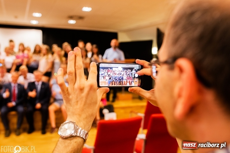 Zdjęcie w galerii na portalu naszraciborz.pl: Na zamku podsumowano tegoroczny StartUpCamp  wiadomości z regionu