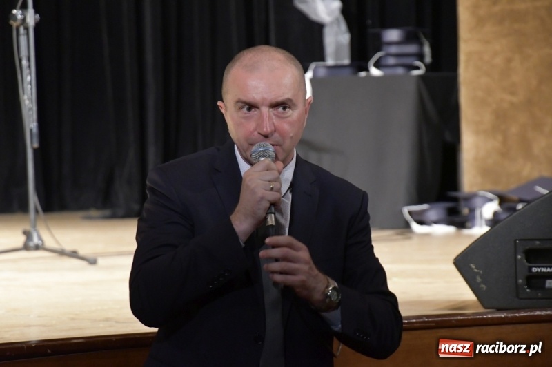 Zdjęcie w galerii na portalu naszraciborz.pl: Gala Laureatów oraz Augustyny – SP18 nagrodziła swoich najlepszych uczniów wiadomości z regionu