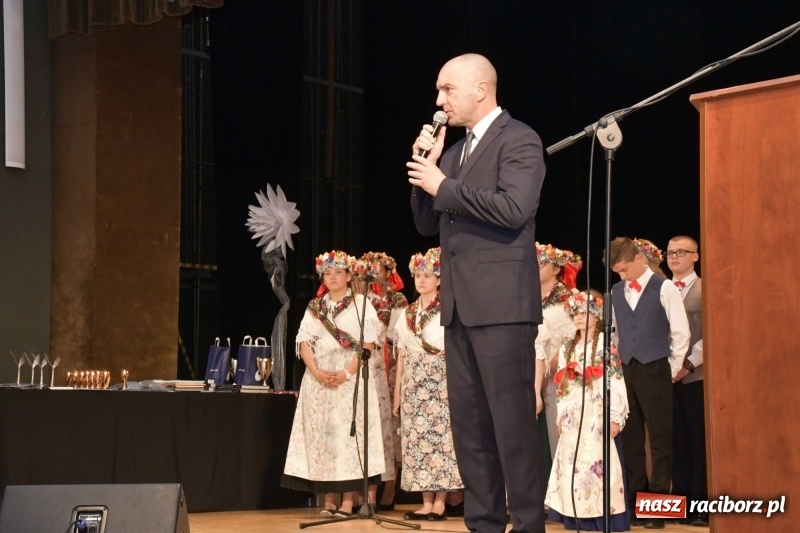 Zdjęcie w galerii na portalu naszraciborz.pl: Gala Laureatów oraz Augustyny – SP18 nagrodziła swoich najlepszych uczniów wiadomości z regionu