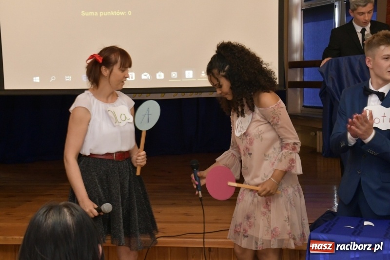 Zdjęcie w galerii na portalu naszraciborz.pl: Gala Laureatów oraz Augustyny – SP18 nagrodziła swoich najlepszych uczniów wiadomości z regionu