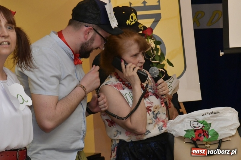 Zdjęcie w galerii na portalu naszraciborz.pl: Gala Laureatów oraz Augustyny – SP18 nagrodziła swoich najlepszych uczniów wiadomości z regionu