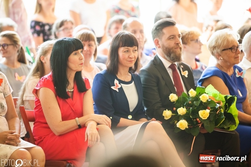 Zdjęcie w galerii na portalu naszraciborz.pl: 70-lecie szkoły specjalnej. Urodziny przed ostatnim dzwonkiem [FOTO i WIDEO] wiadomości z regionu