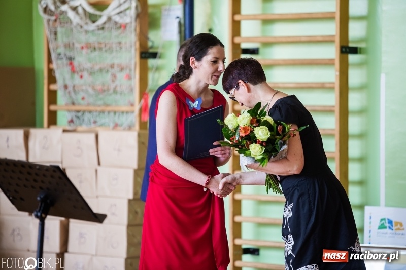 Zdjęcie w galerii na portalu naszraciborz.pl: 70-lecie szkoły specjalnej. Urodziny przed ostatnim dzwonkiem [FOTO i WIDEO] wiadomości z regionu