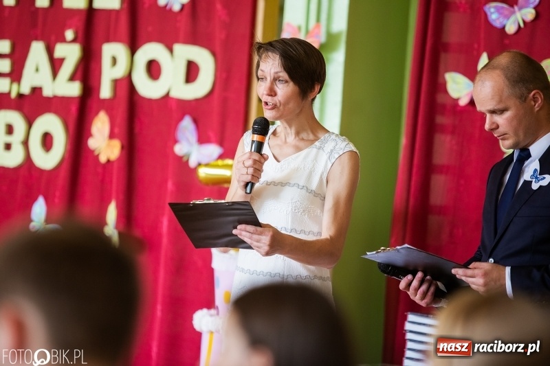 Zdjęcie w galerii na portalu naszraciborz.pl: 70-lecie szkoły specjalnej. Urodziny przed ostatnim dzwonkiem [FOTO i WIDEO] wiadomości z regionu