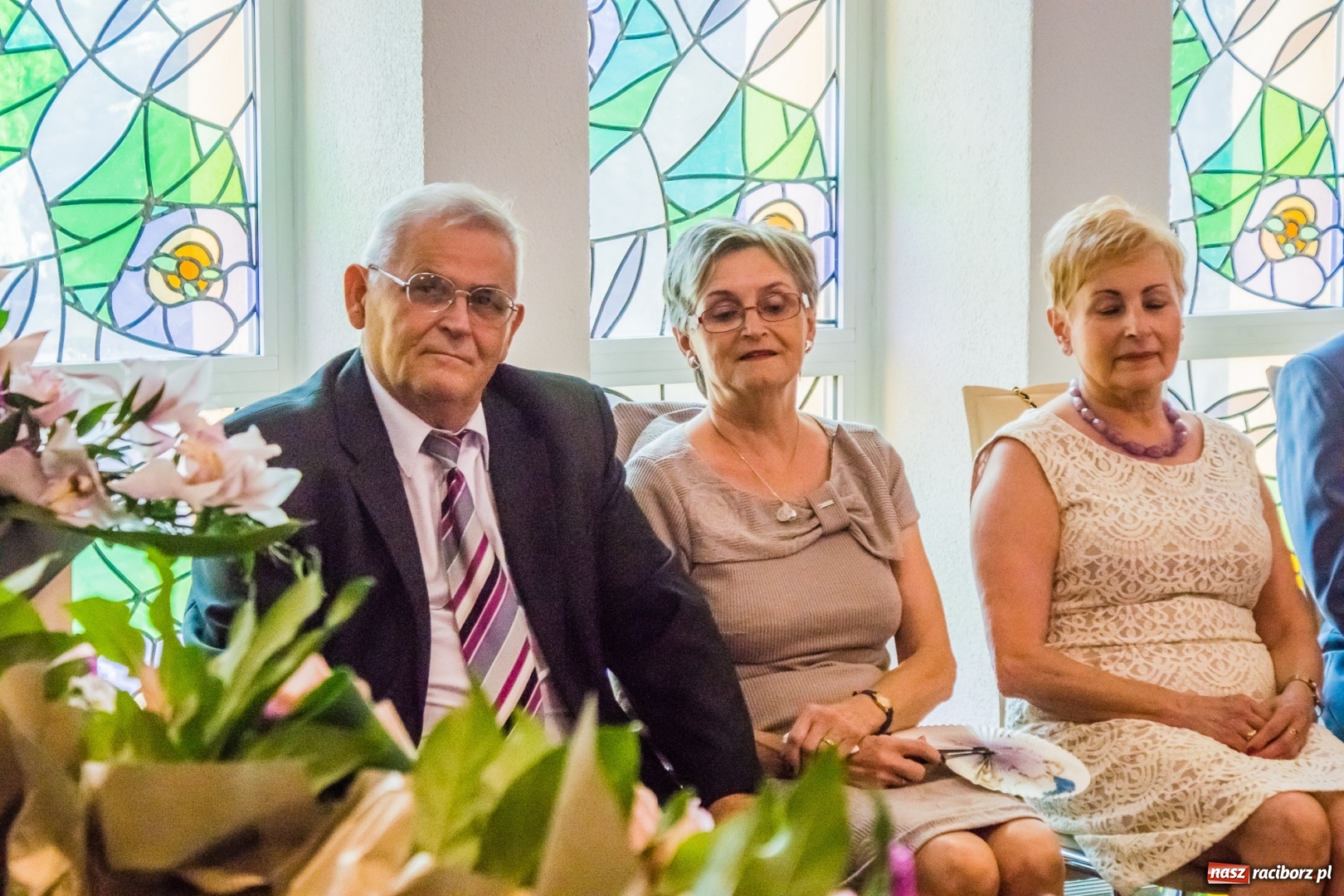 Zdjęcie w galerii na portalu naszraciborz.pl: Raz na wozie, raz pod wozem. Złote gody w raciborskim USC [FOTO i WIDEO] wiadomości z regionu