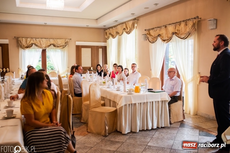 Zdjęcie w galerii na portalu naszraciborz.pl: Najlepsi uczniowie z gminy Krzanowice z nagrodami burmistrza wiadomości z regionu