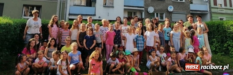 Zdjęcie w galerii na portalu naszraciborz.pl: W MDK zakończyli rok szkolny wiadomości z regionu