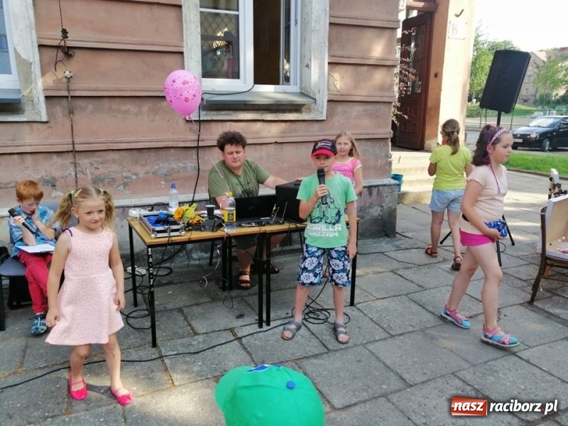 Zdjęcie w galerii na portalu naszraciborz.pl: W MDK zakończyli rok szkolny wiadomości z regionu