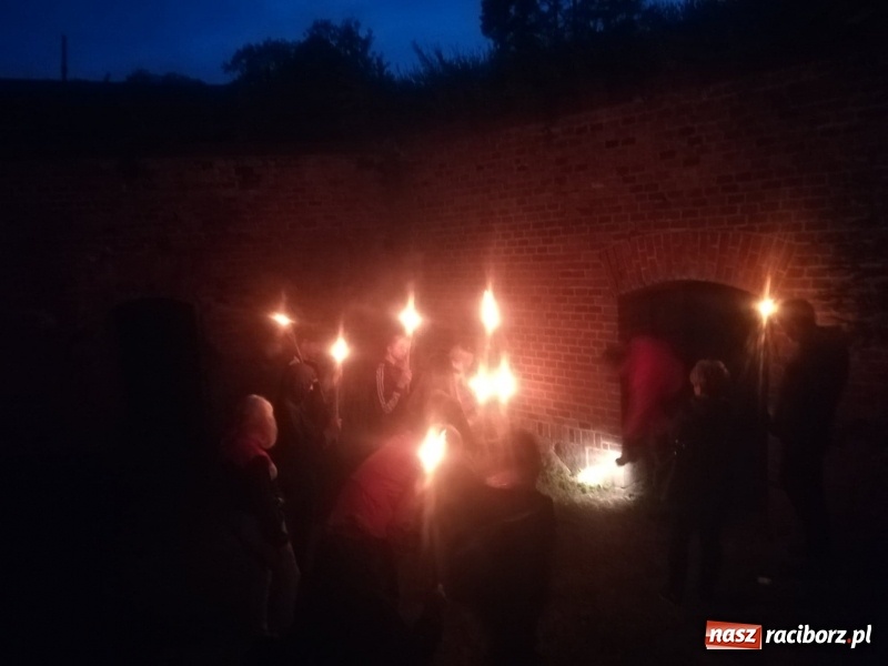 Zdjęcie w galerii na portalu naszraciborz.pl: W trzy lata dookoła świata. Studiuj turystykę w Raciborzu. Połącz pracę z nauką  wiadomości z regionu