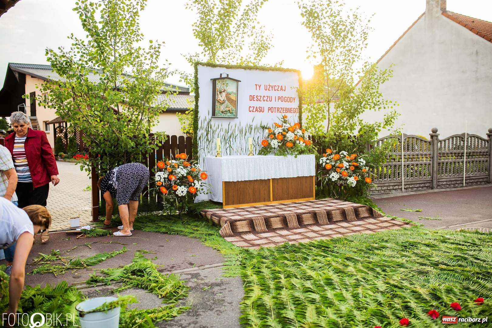 Zdjęcie w galerii na portalu naszraciborz.pl: Racibórz pięknie ustrojony na Boże Ciało [FOTO i WIDEO] wiadomości z regionu
