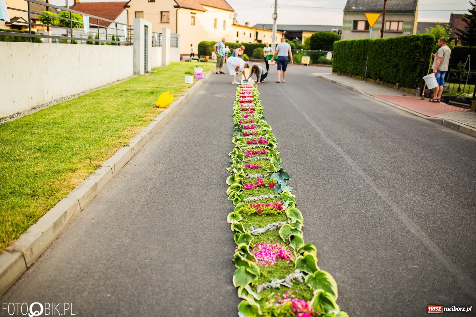 Zdjęcie w galerii na portalu naszraciborz.pl: Racibórz pięknie ustrojony na Boże Ciało [FOTO i WIDEO] wiadomości z regionu