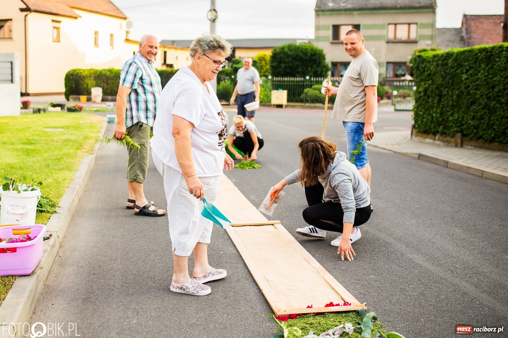 Zdjęcie w galerii na portalu naszraciborz.pl: Racibórz pięknie ustrojony na Boże Ciało [FOTO i WIDEO] wiadomości z regionu