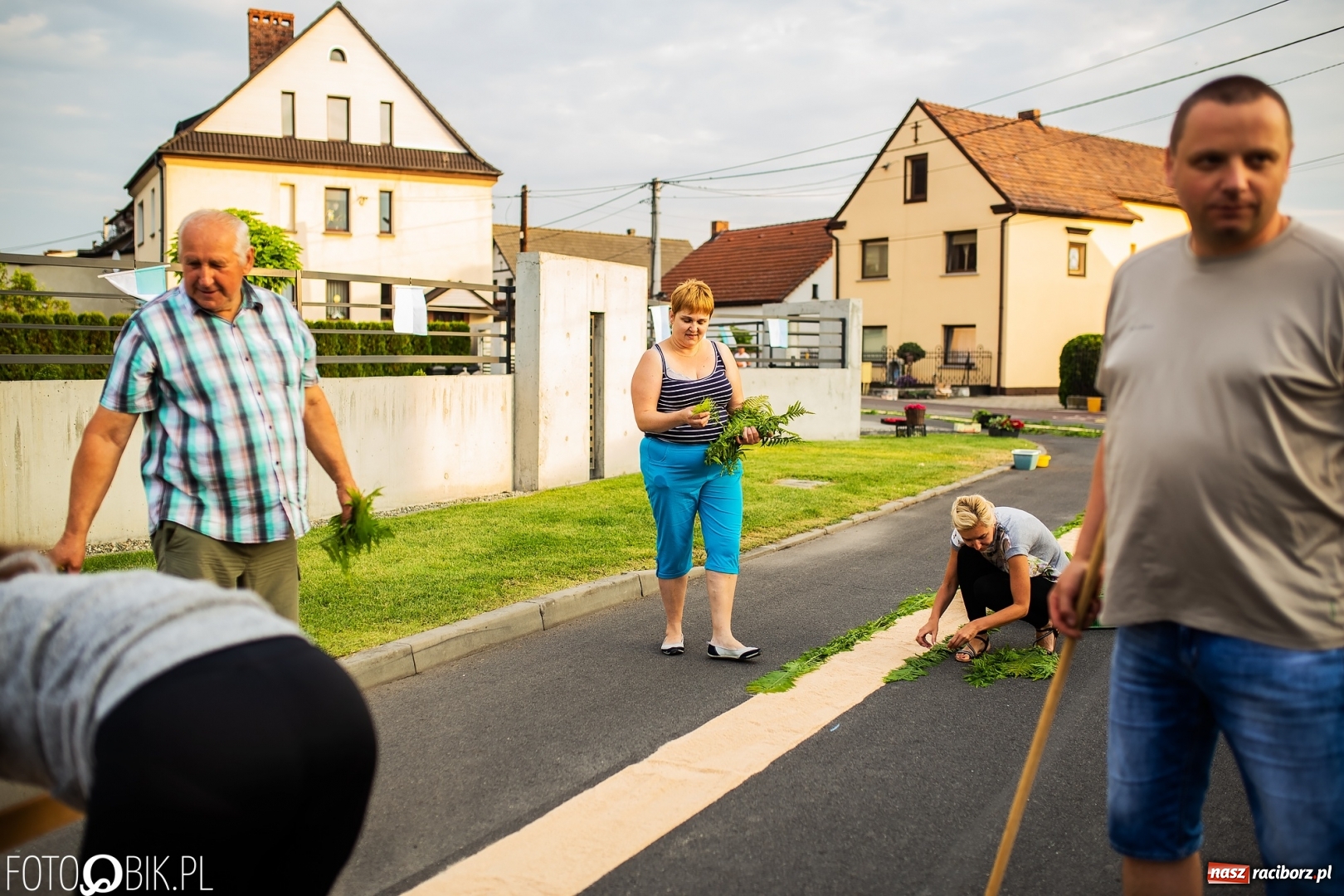 Zdjęcie w galerii na portalu naszraciborz.pl: Racibórz pięknie ustrojony na Boże Ciało [FOTO i WIDEO] wiadomości z regionu